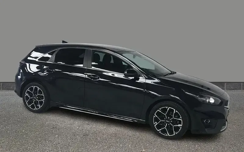 Used Kia Ceed GT-Line 160 HP (117 kW) 2022 Hatchback