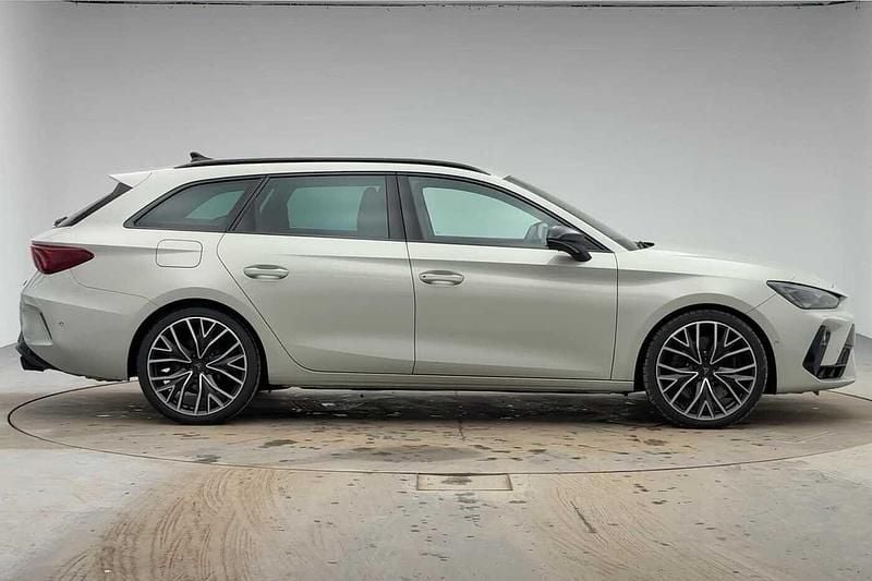 New Cupra Leon VZ2 333 HP (244 kW) 2025 Grey Estate