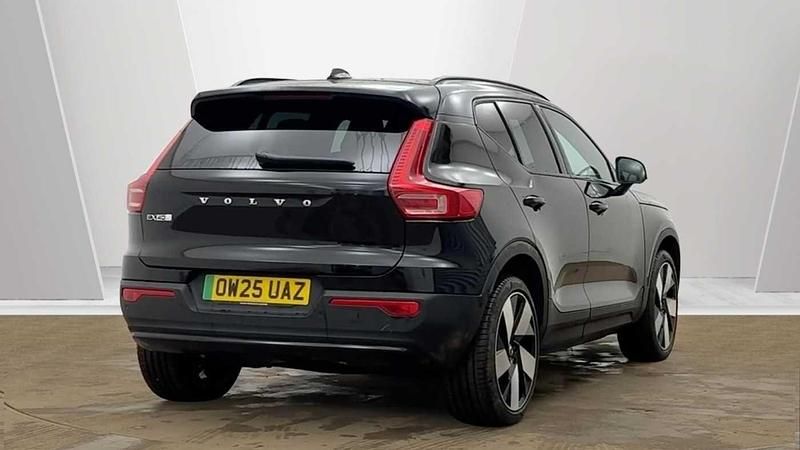 Used Volvo EX40 Ultra 185 kW (252 HP) 2025 Black SUV