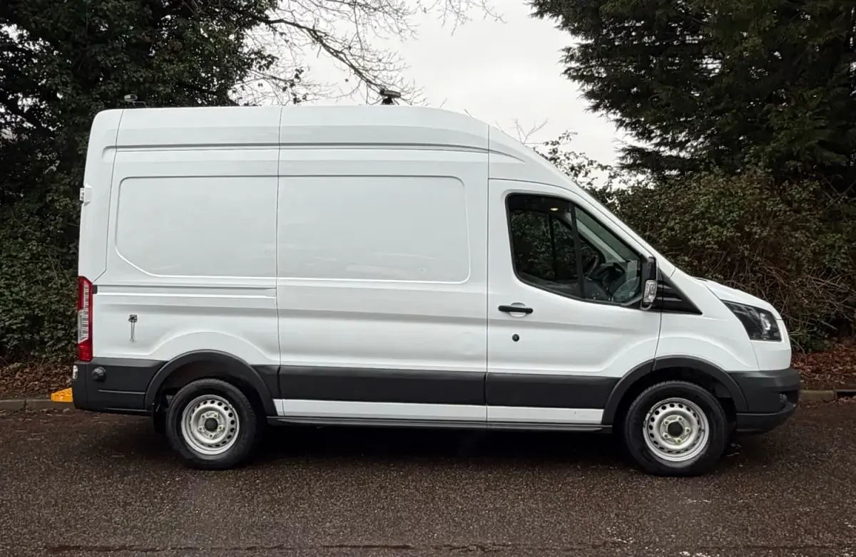 Używany Ford Transit 130 KM (95 kW) 2018 Biały Van