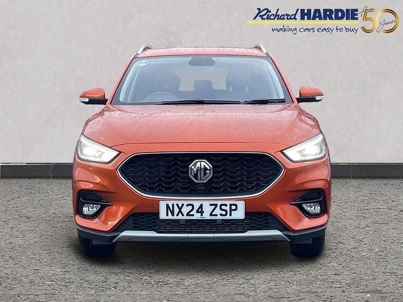 Used MG ZS Exclusive 109 HP (80 kW) 2024 Orange SUV