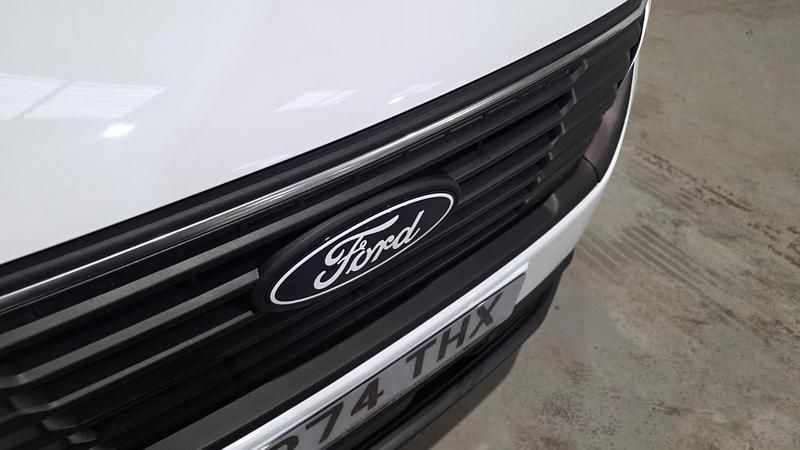 Usado Ford Transit Limited 125 CV (91 kW) 2025 Blanco Van