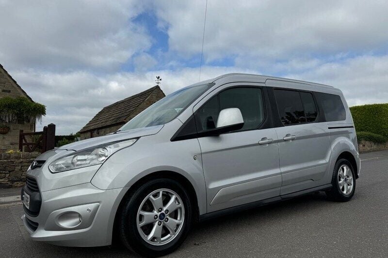 Silver Used 2018 Ford Grand Tourneo Connect Titanium MPV | £8,990 (Super price) - Image 1/1