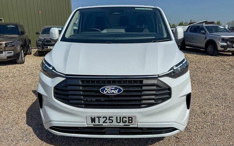 Used Ford Transit Custom Limited 136 HP (100 kW) 2025 White Van