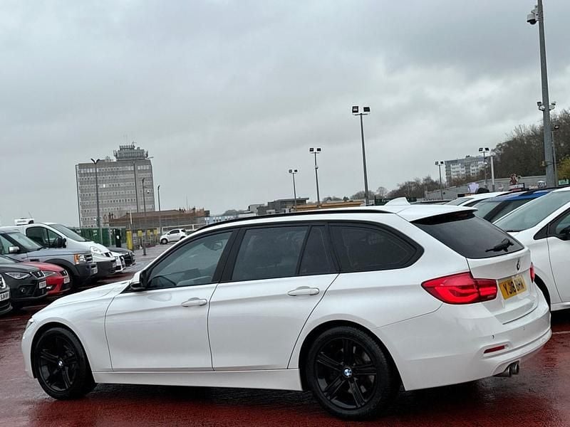 Used BMW 330 2018 White Estate