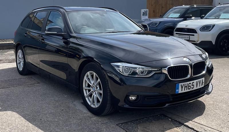 Black Used 2015 BMW 320 Efficient Dynamics Estate | £13,950 (Fair price) - Image 1/4