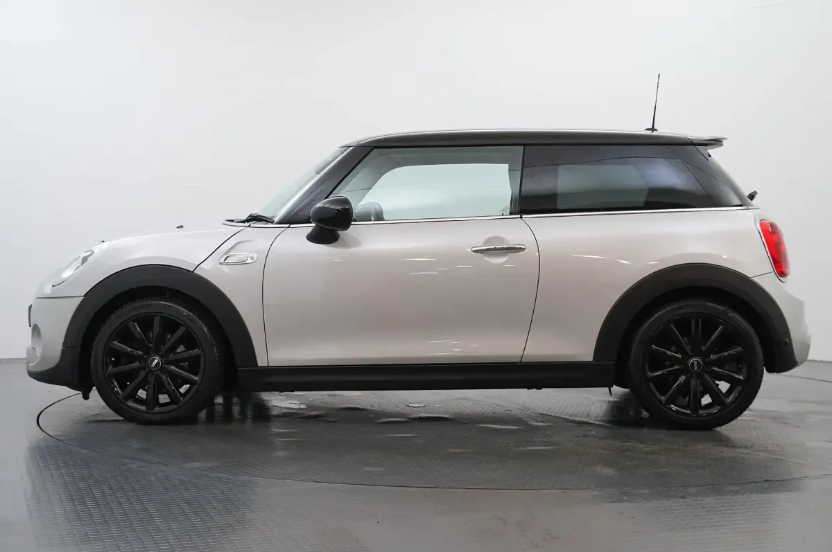 Used Mini Cooper S Hatch 189 HP (139 kW) 2018 Silver Hatchback