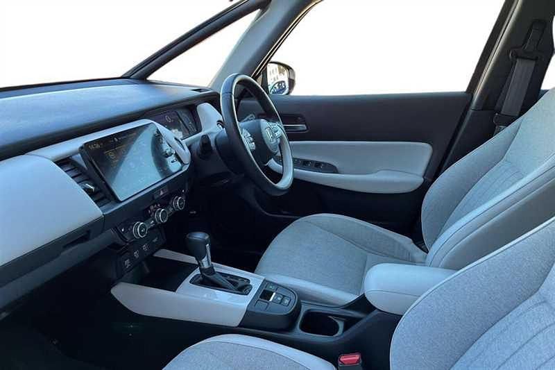 Used Honda Jazz Hybrid 109 HP (80 kW) 2022 Grey Hatchback