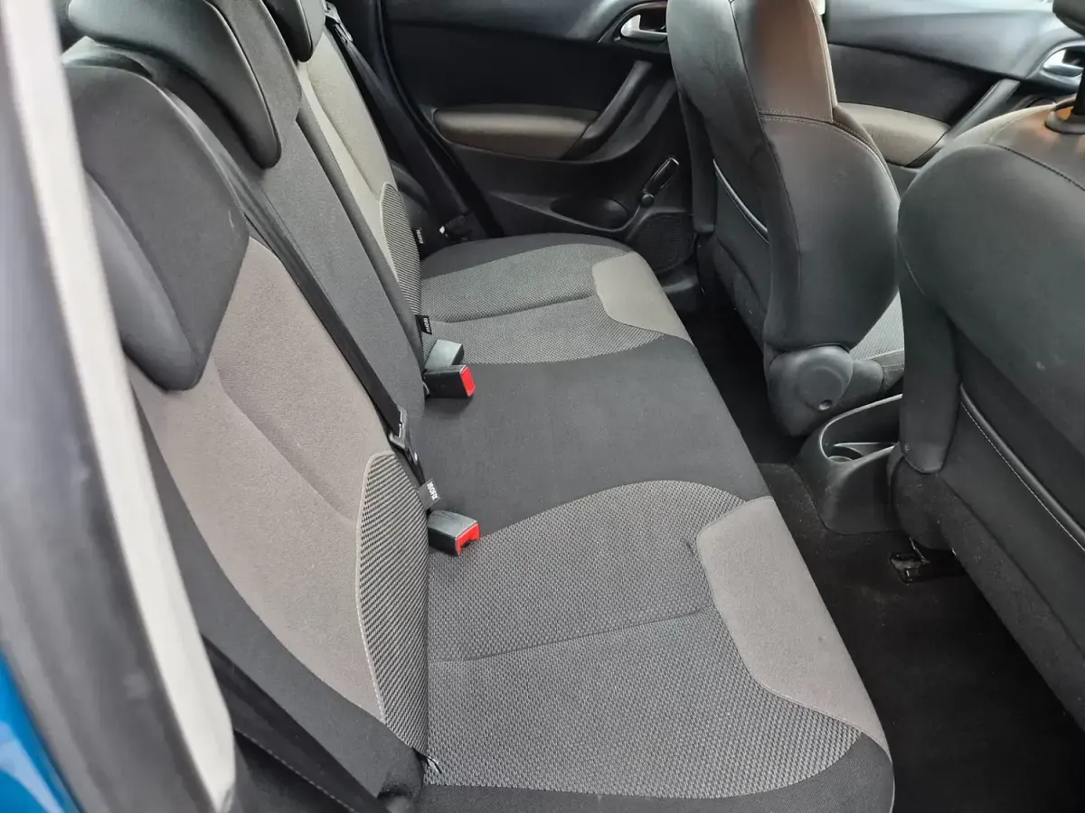 Used Citroën C3 VTR Sport 90 HP (66 kW) 2015 Blue Hatchback