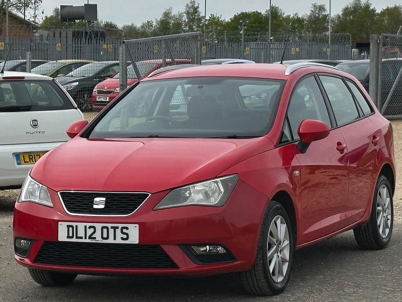 Begagnad Seat Ibiza ST SE 85 HK (62 kW) 2012 Röd Kombi