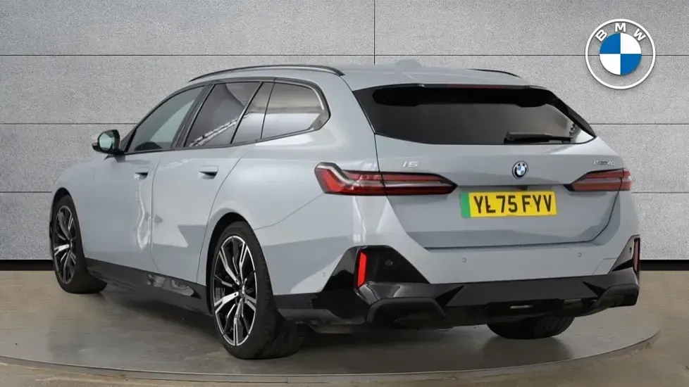 Used BMW i5 M Sport 246 kW (335 HP) 2026 Grey Estate