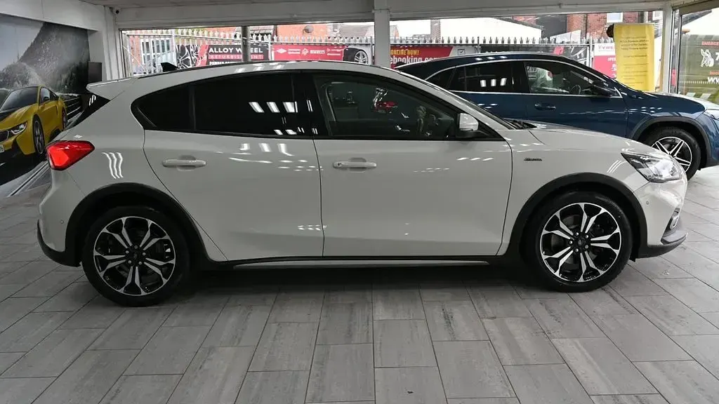 Used Ford Focus Active X 150 HP (110 kW) 2019 White Hatchback