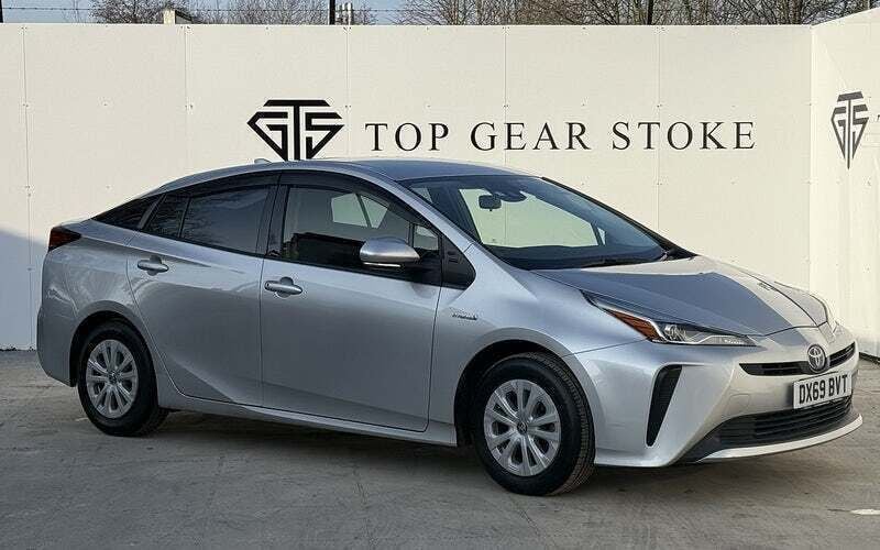 Used 2018 Toyota Prius Business Edition Hatchback | £12,795 (Good price) - Image 1/4