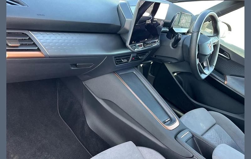 Used Cupra Born e-Boost 169 kW (231 HP) 2025 Black Hatchback