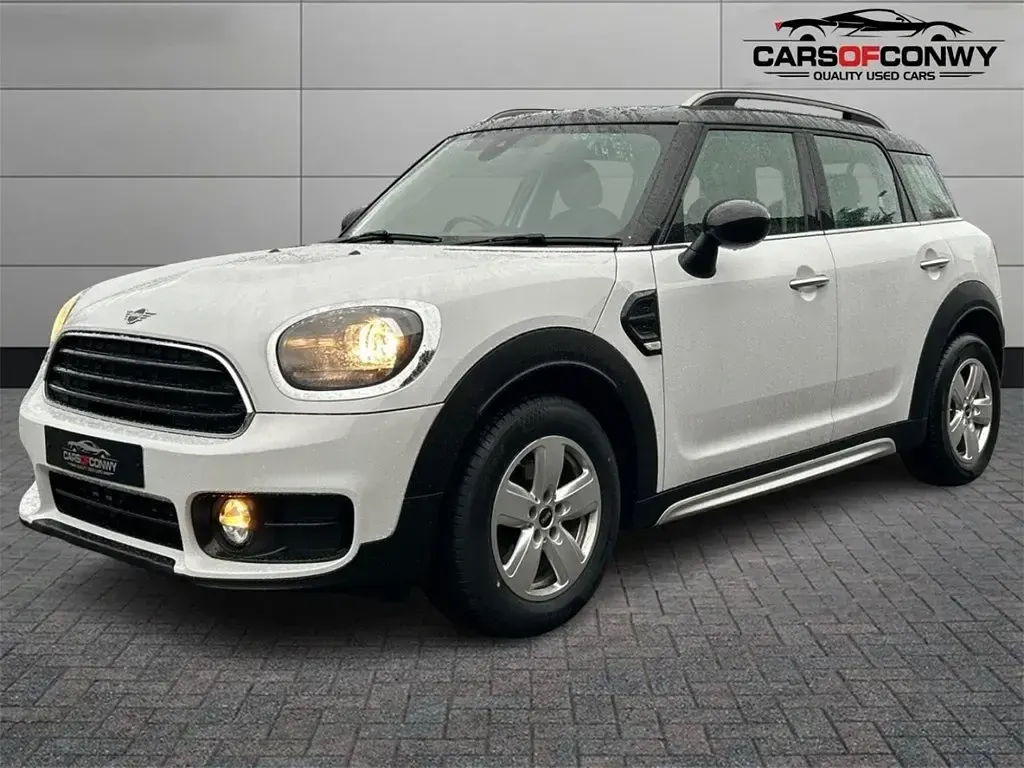 Używany Mini Cooper D Countryman 150 KM (110 kW) 2018 Biały SUV