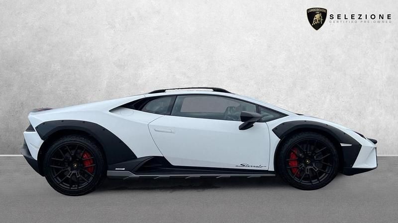 Used Lamborghini Huracán 2023 White Coupe