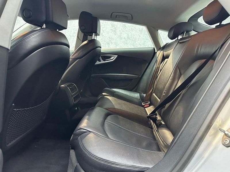 Used Audi A7 Sportback Advanced 2011 Silver Hatchback