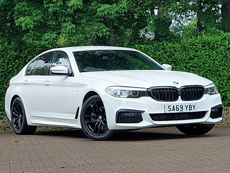 White Used 2019 BMW 520 M Sport Sedan | £18,998 (Fair price) - Image 1/4