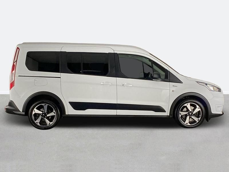 Used Ford Grand Tourneo Connect Active 2022 White MPV
