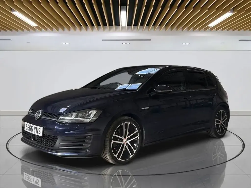 Used VW Golf VII GTD 184 HP (135 kW) 2016 Blue Hatchback