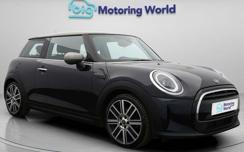 Used 2022 Mini Cooper Exclusive Hatchback | £15,800 (Fair price) - Image 1/4