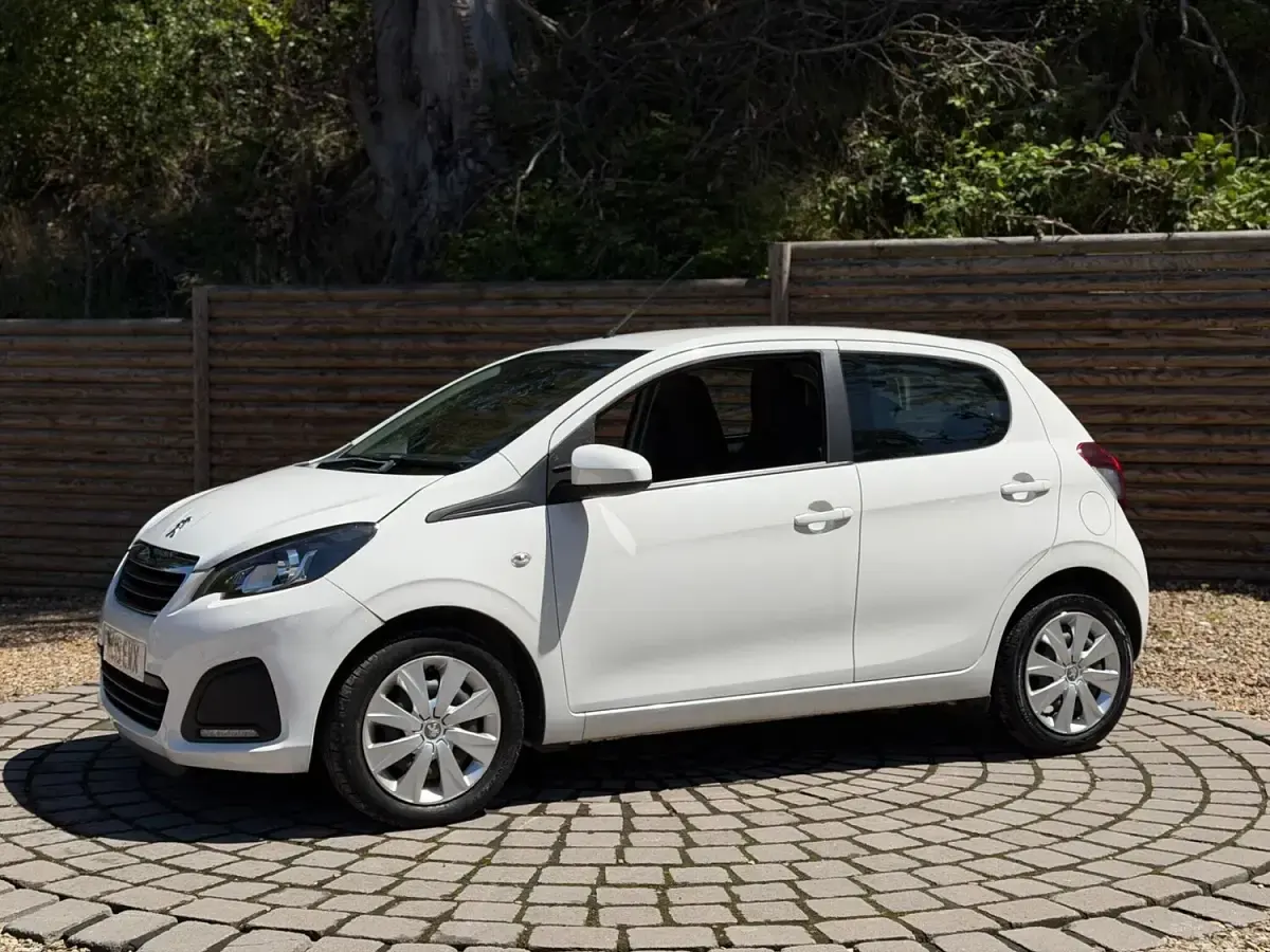 Used Peugeot 108 Active 2015 White Hatchback