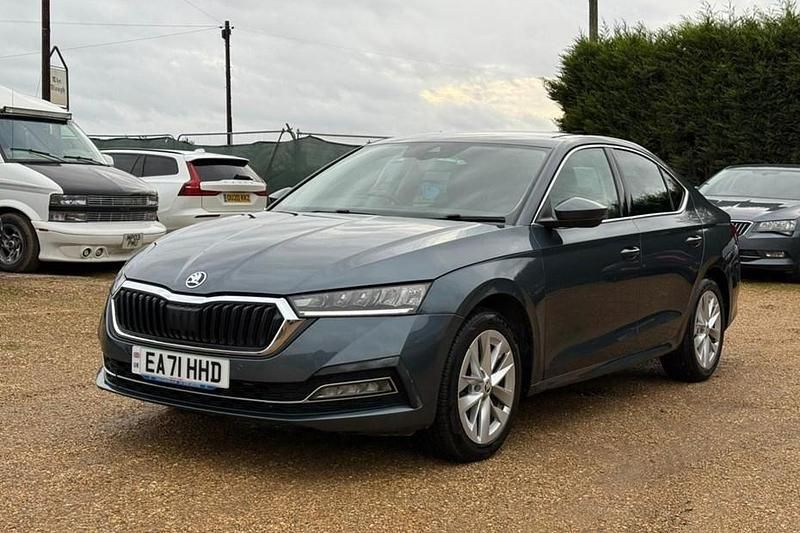 Grey Used 2021 Skoda Octavia SE L Hatchback | £10,950 (Expensive) - Image 1/1