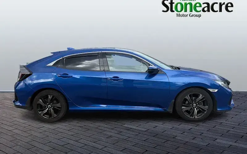 Used Honda Civic SR 129 HP (94 kW) 2018 Blue Hatchback