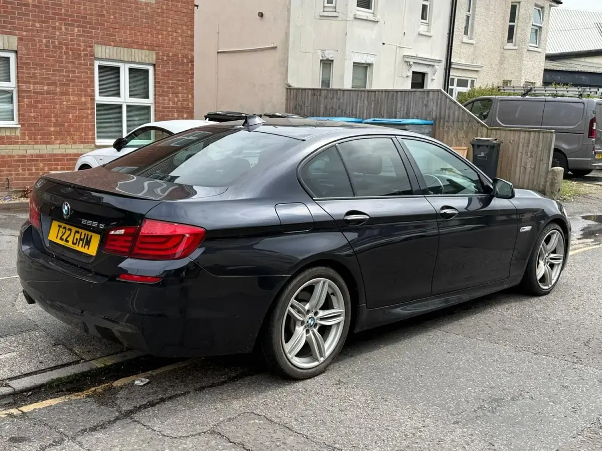 Usado BMW 525 M Sport 218 CV (160 kW) 2011 Negro Berlina