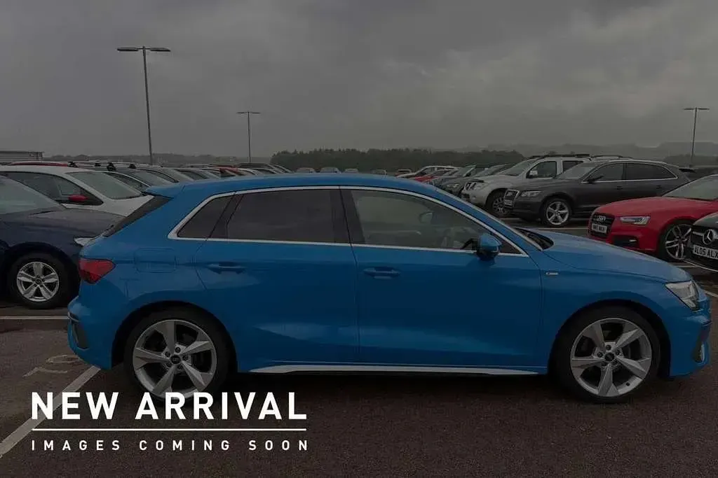 Used Audi A3 S-Line 147 HP (108 kW) 2023 Blue Sedan