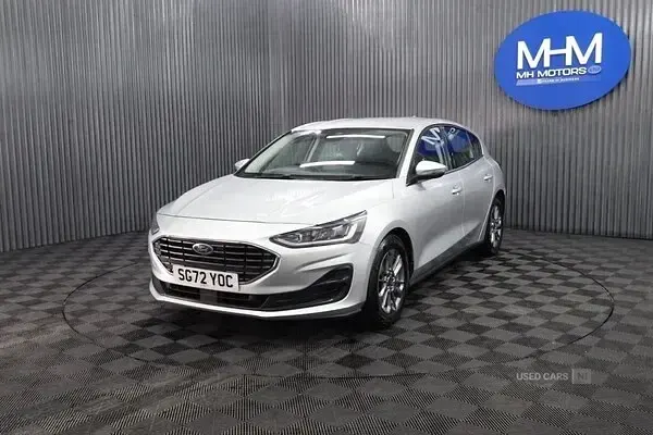 Used Ford Focus Style 120 HP (88 kW) 2022 Silver Hatchback