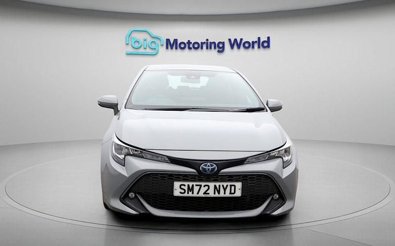Used Toyota Corolla 122 HP (89 kW) 2022 Grey Hatchback