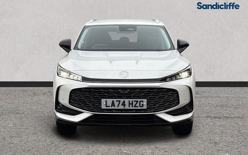 Used MG HS Trophy 170 HP (125 kW) 2024 Solid  arctic white SUV