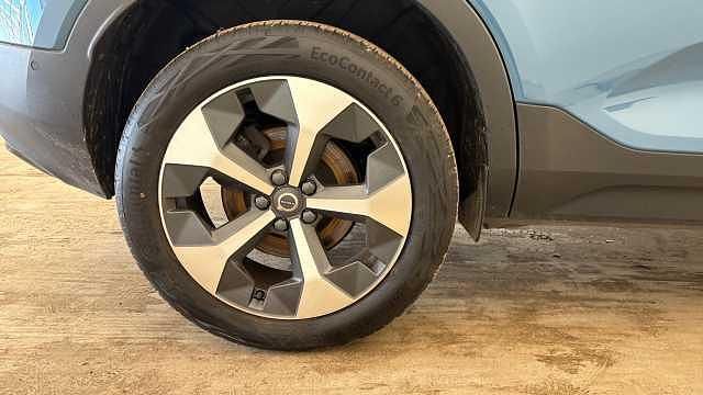 Used Volvo XC40 Ultimate 194 HP (142 kW) 2023 Blue SUV