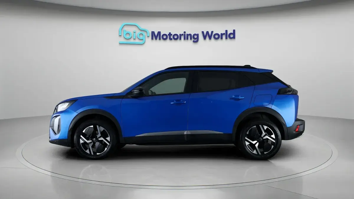 Used Peugeot 2008 Allure 131 HP (96 kW) 2024 Blue SUV