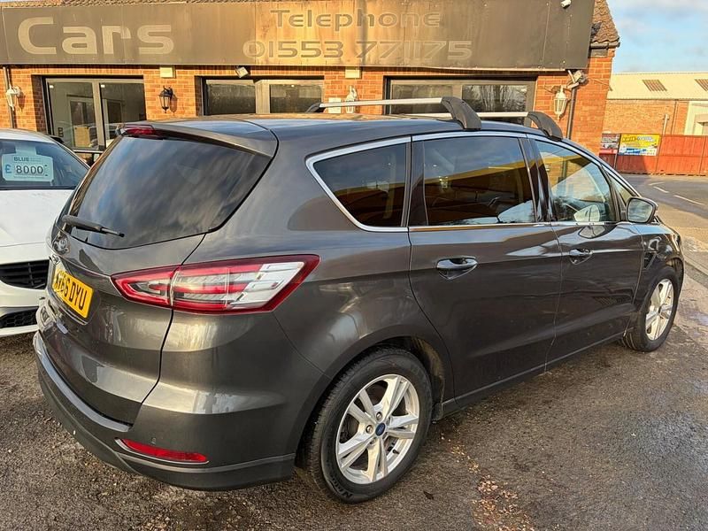 Used Ford S-MAX Titanium 2016 Grey MPV
