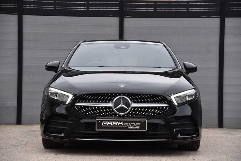 Used Mercedes A180 AMG Line Premium 116 HP (85 kW) 2018 Black Hatchback