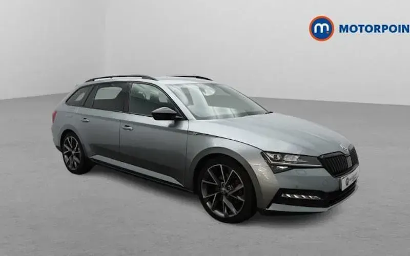 Used Skoda Superb SportlinePlus 190 HP (139 kW) 2023 Estate