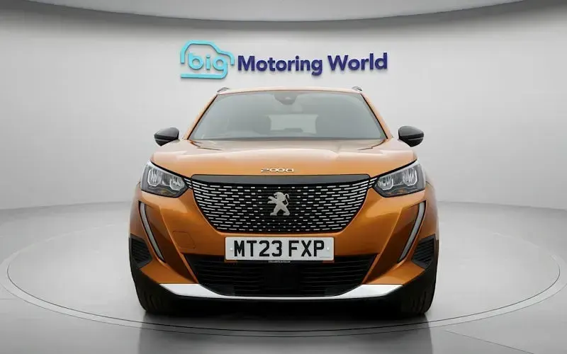 Used Peugeot 2008 Allure+ 101 HP (74 kW) 2023 Orange SUV