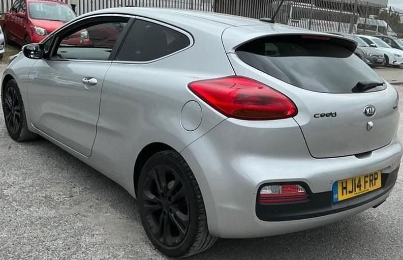 Silver Used 2014 Kia ProCeed 2 Hatchback | £2,195 - Image 1/4