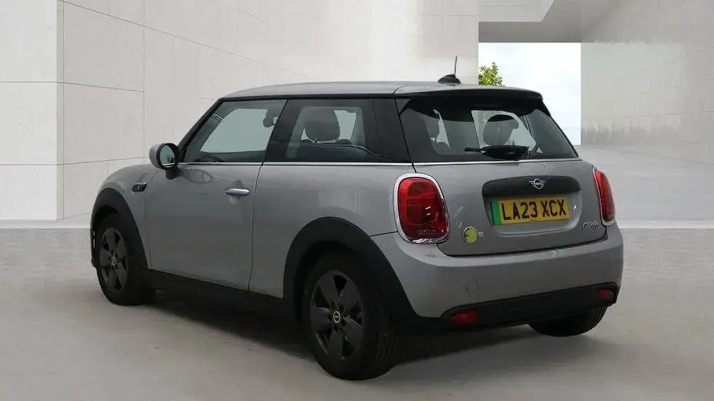 Used Mini Cooper S Hatch 135 kW (184 HP) 2023 Silver Hatchback