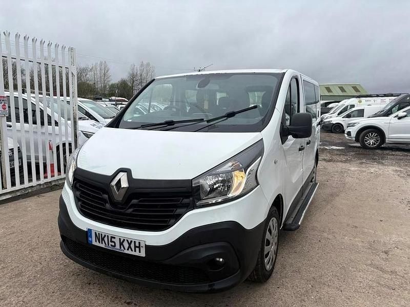 Used Renault Trafic Business 2015 White MPV