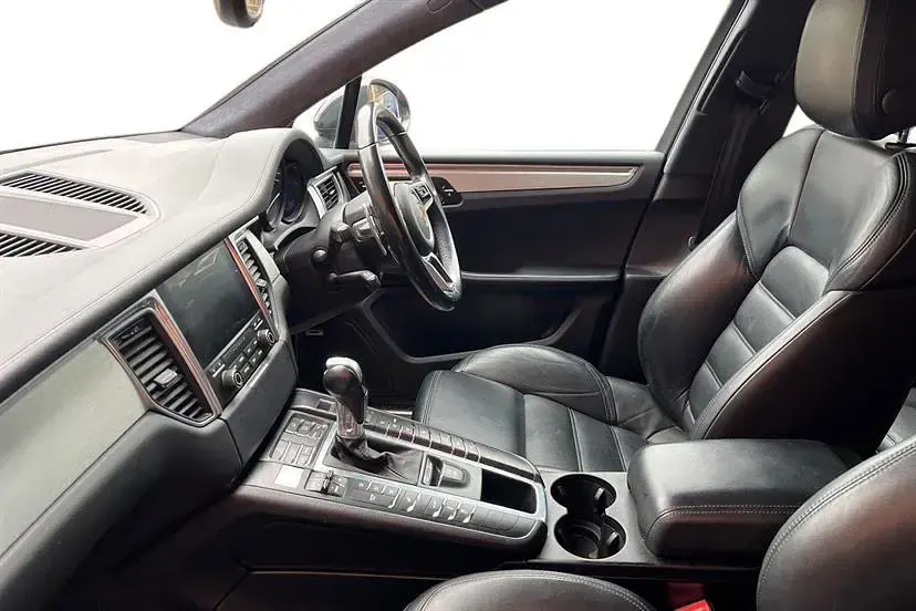 Usado Porsche Macan Turbo 400 HP (294 kW) 2017 Cinzento SUV