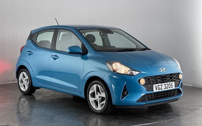 Used Hyundai i10 SE 67 HP (49 kW) 2023 Hatchback