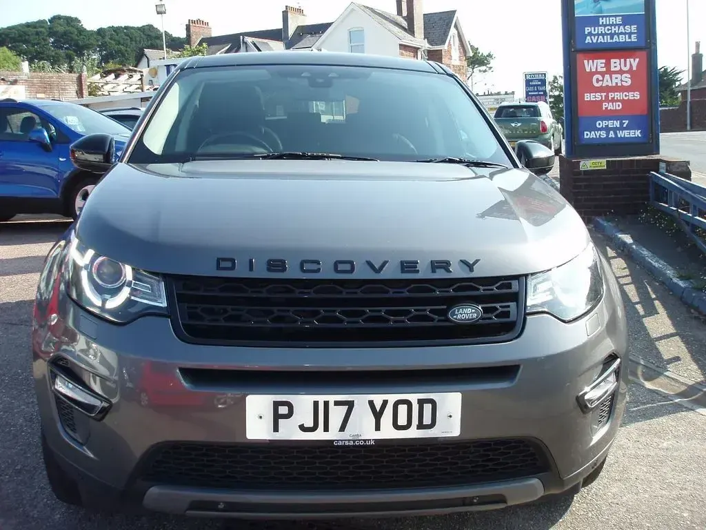 Used Land Rover Discovery 5 HSE 180 HP (132 kW) 2017 Grey SUV