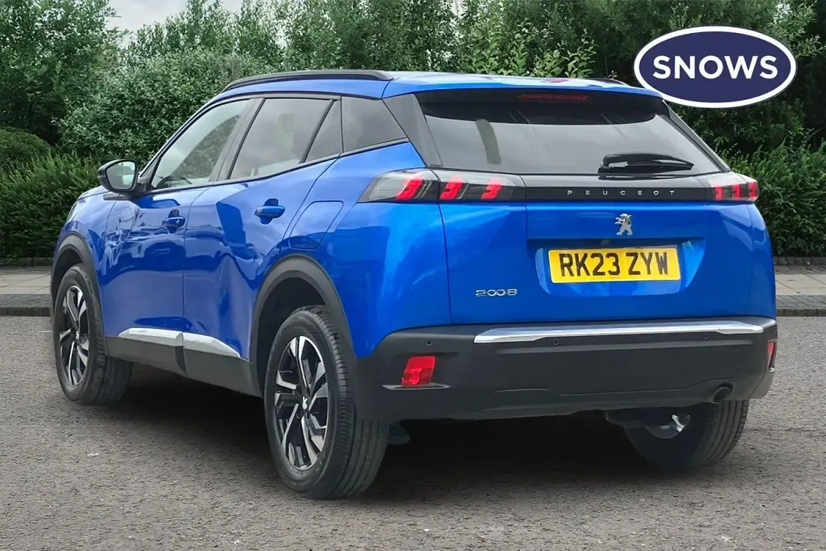 Used Peugeot 2008 Allure+ 101 HP (74 kW) 2023 Blue SUV