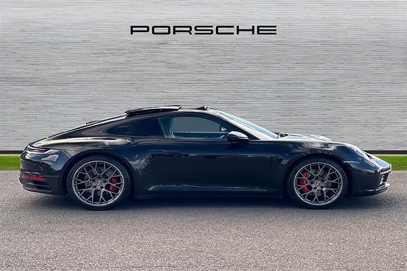Used Porsche 911 450 HP (330 kW) 2022 Black Coupe