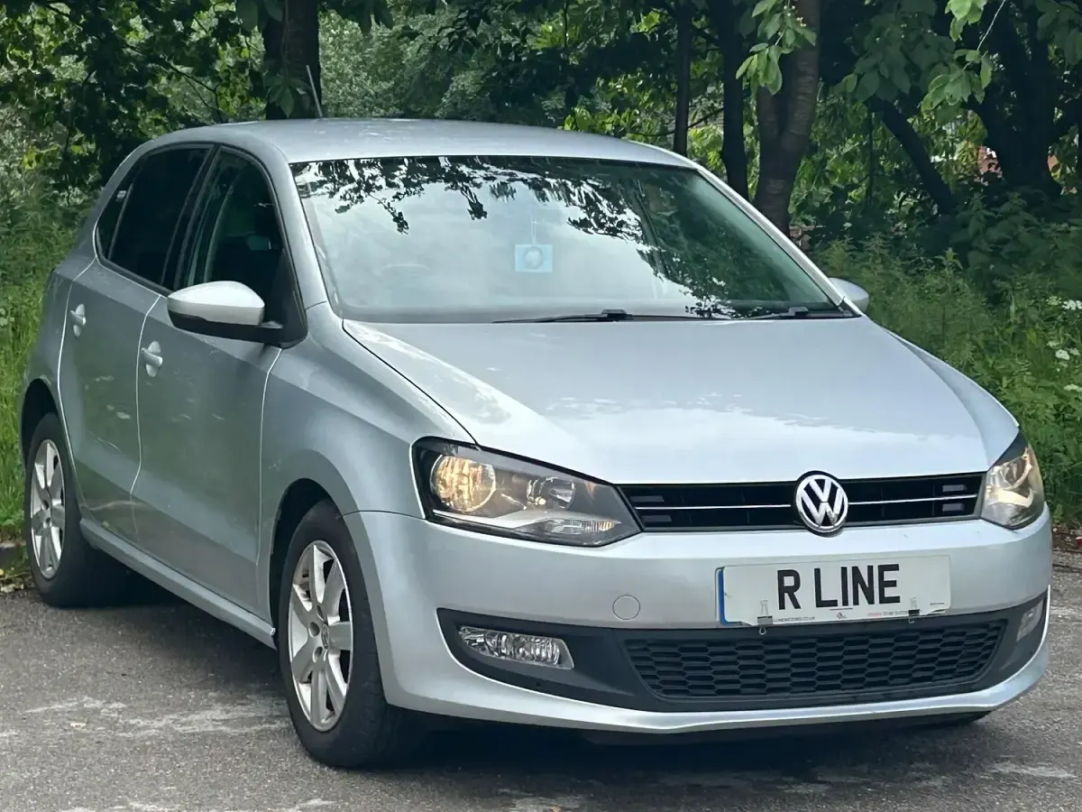 Used VW Polo Match 60 HP (44 kW) 2012 Silver Hatchback