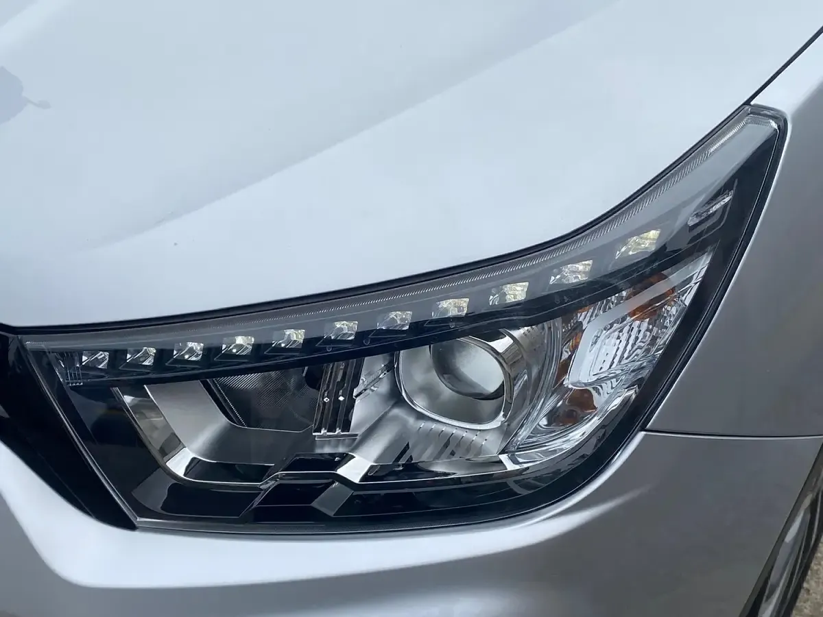 Used SsangYong Tivoli 2020 Silver SUV