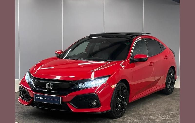 Used Honda Civic EX 124 HP (91 kW) 2020 Red Hatchback